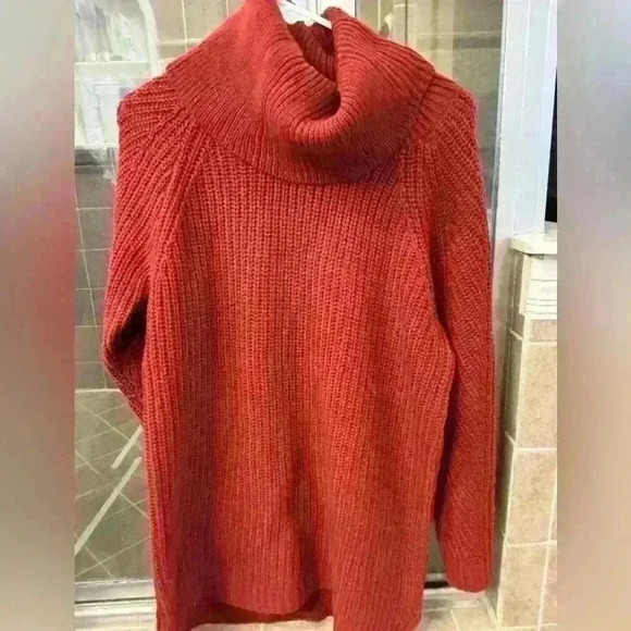 A New Day chunky sweater/tunic length. Size Medium. - Picture 3 of 3